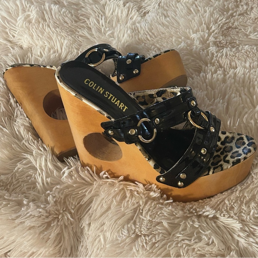 Colin Stuart Black and Tan Wedge Sandals